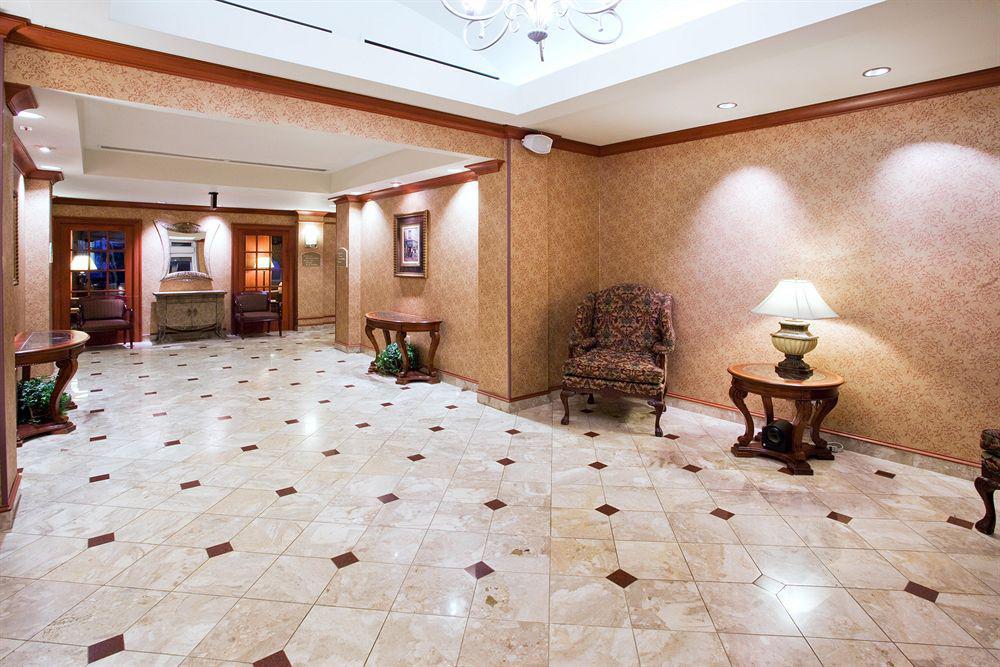 Holiday Inn Express Hotel & Suites Grand Rapids-North By Ihg Walker Dalaman gambar