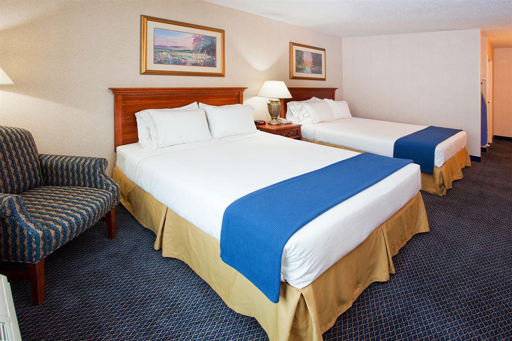 Holiday Inn Express Hotel & Suites Grand Rapids-North By Ihg Walker Bilik gambar