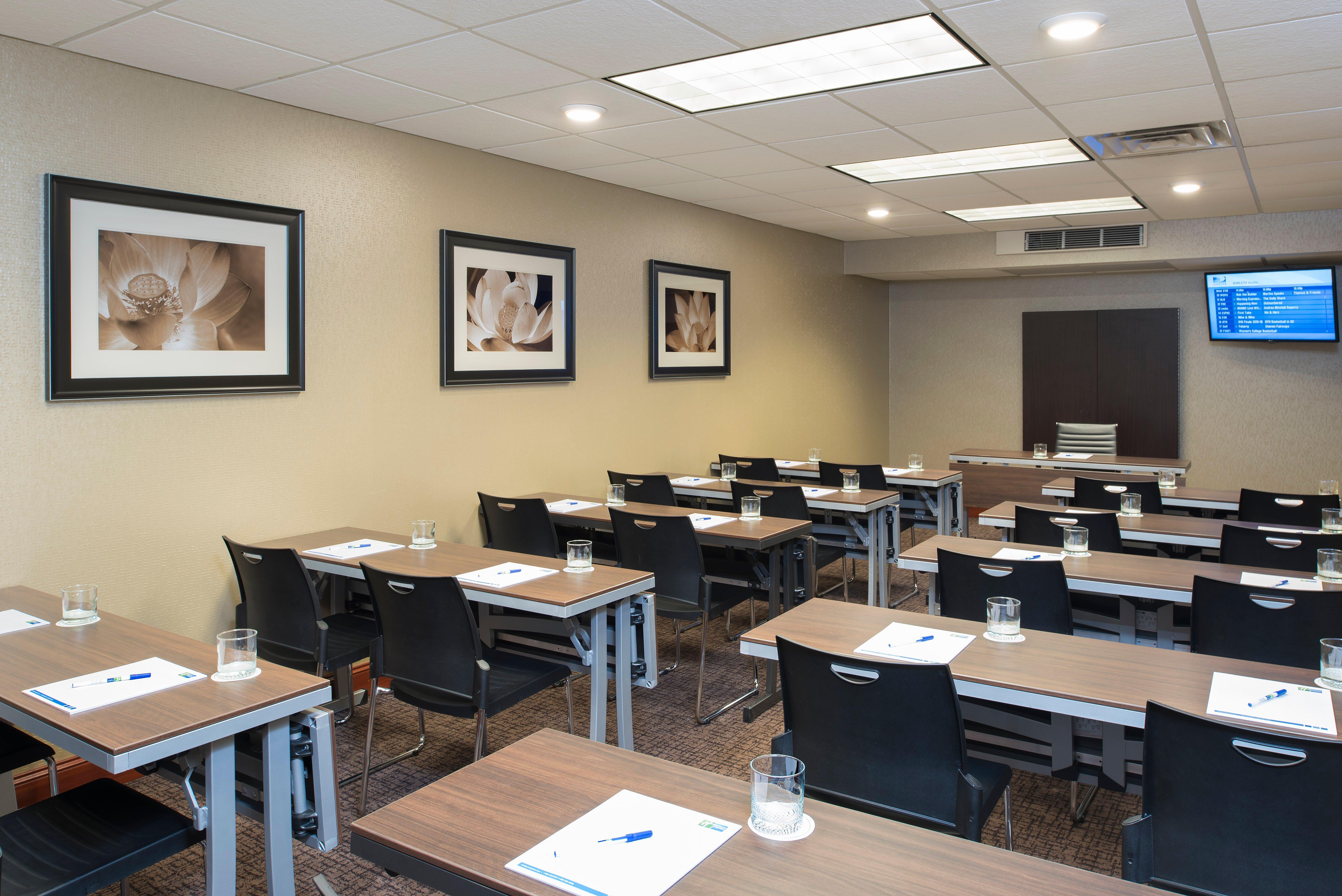 Holiday Inn Express Hotel & Suites Grand Rapids-North By Ihg Walker Luaran gambar