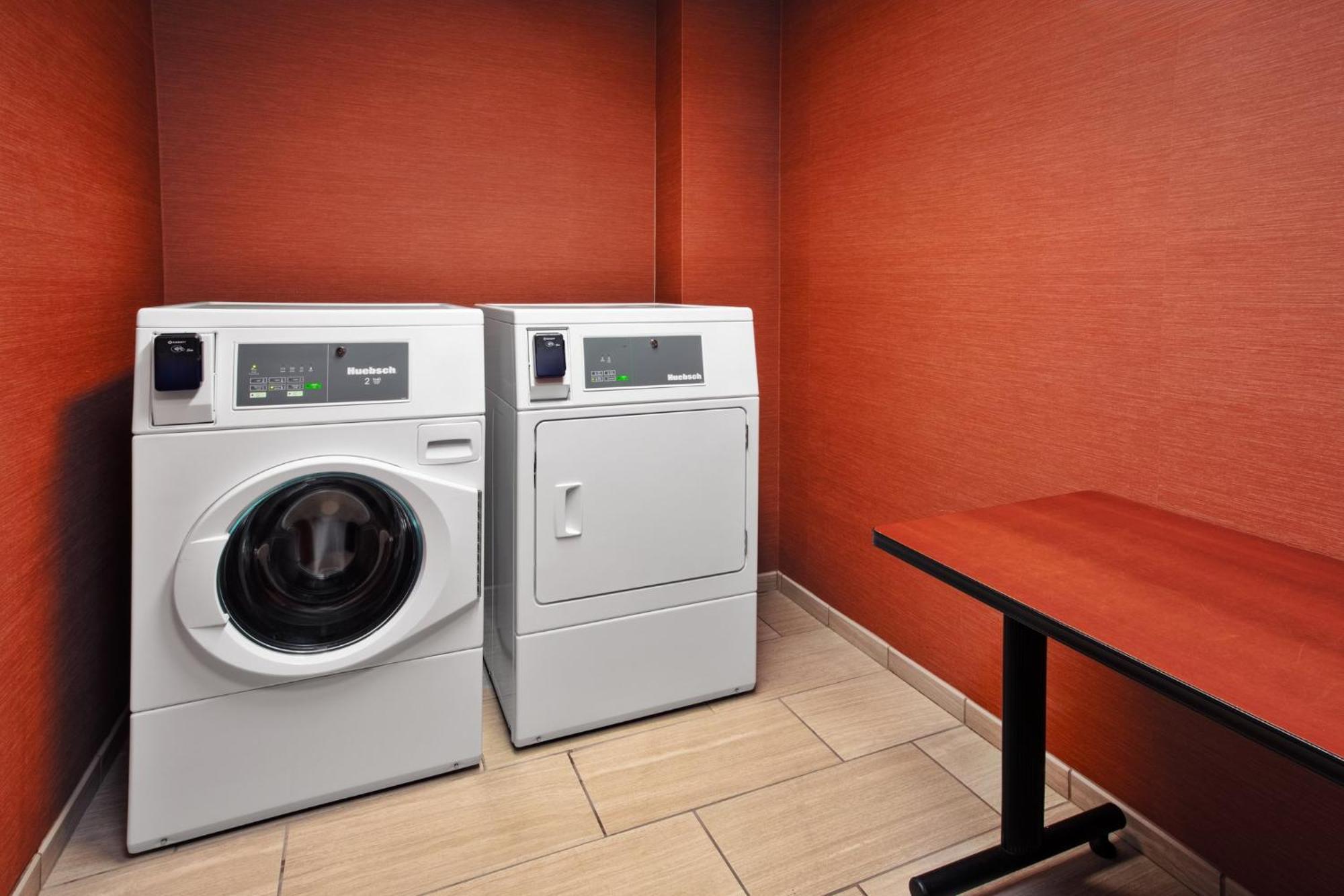 Holiday Inn Express Hotel & Suites Grand Rapids-North By Ihg Walker Luaran gambar