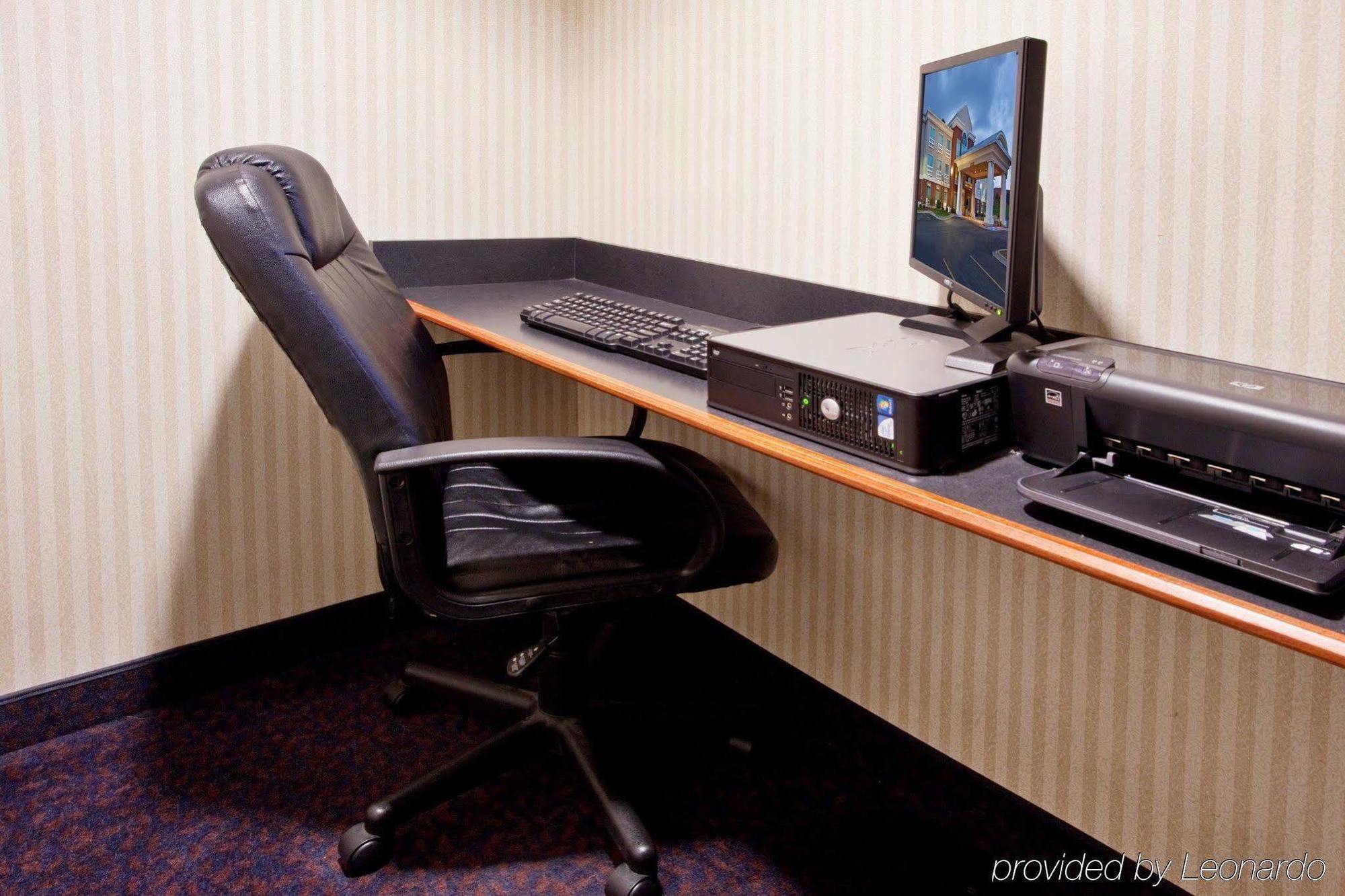Holiday Inn Express Hotel & Suites Grand Rapids-North By Ihg Walker Kemudahan gambar